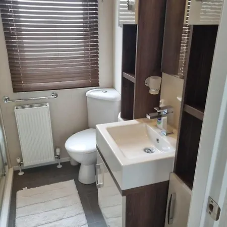 Pemberton Arrondale Lodge, Lakeside View 홀리데이파크 Flookburgh