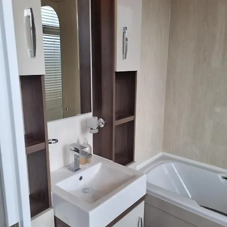 Ferienpark Pemberton Arrondale Lodge, Lakeside View Flookburgh