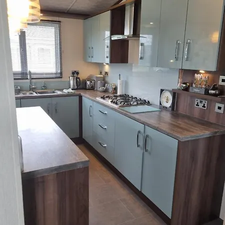 Pemberton Arrondale Lodge, Lakeside View Flookburgh