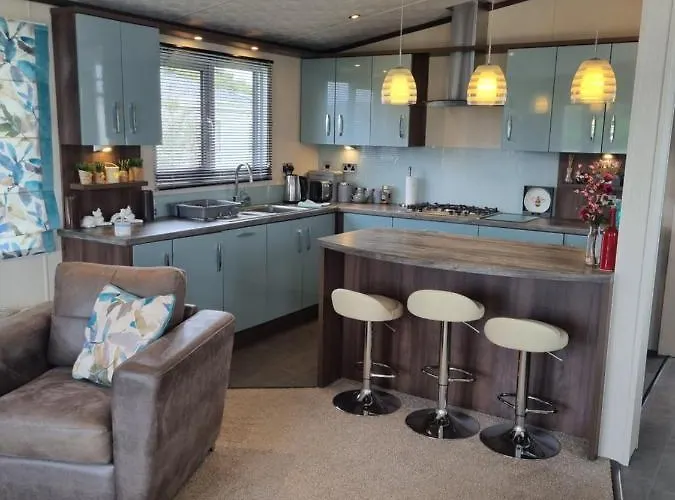 Pemberton Arrondale Lodge, Lakeside View Flookburgh