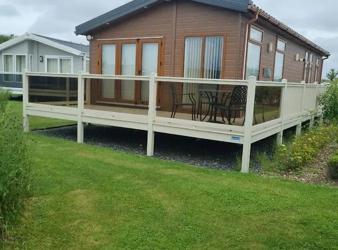 Holiday park Pemberton Arrondale Lodge, Lakeside View *